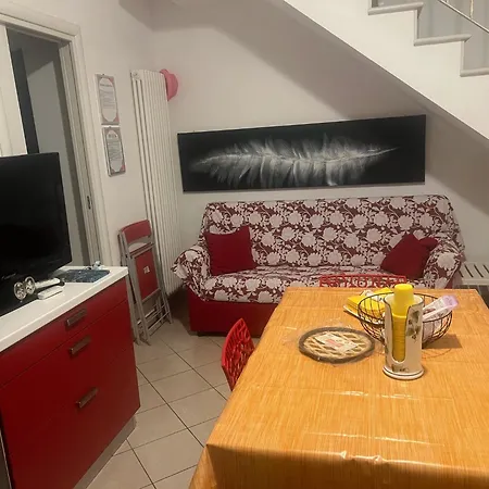 Midnight Sun Pomposa Lido